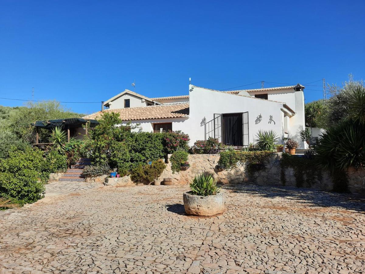 Hacienda La Buena Vida B&B En Appartementen Casita La Bruja Algarinejo Luaran gambar