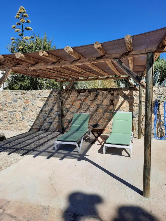 Hacienda La Buena Vida B&B En Appartementen Casita La Bruja Algarinejo Luaran gambar